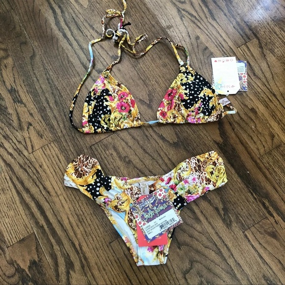 Luli-fama Bikini
